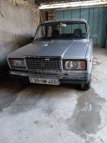 LADA (VAZ) 2107-1