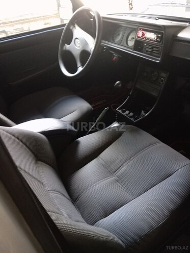 LADA (VAZ) 2107-4