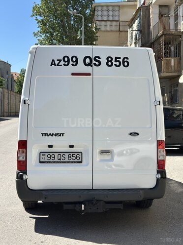 Ford Transit-4