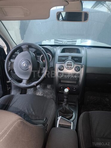 Renault Megane-5