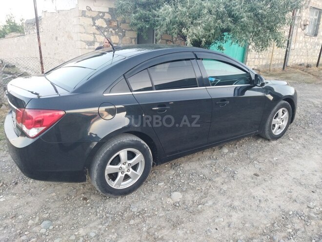 Chevrolet Cruze-8