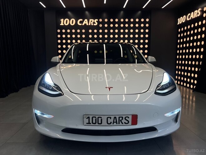 Tesla Model 3-2