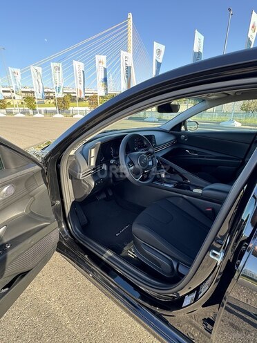 Hyundai Elantra-5