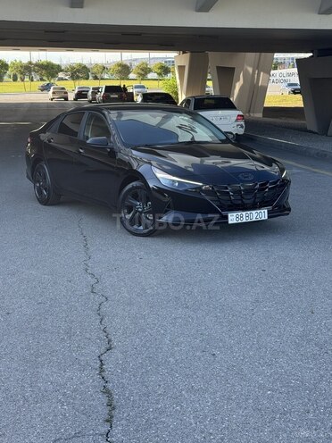 Hyundai Elantra-15