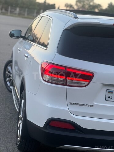 Kia Sorento-7