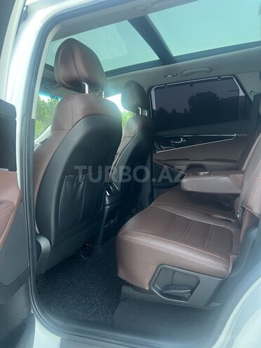 Kia Sorento-15