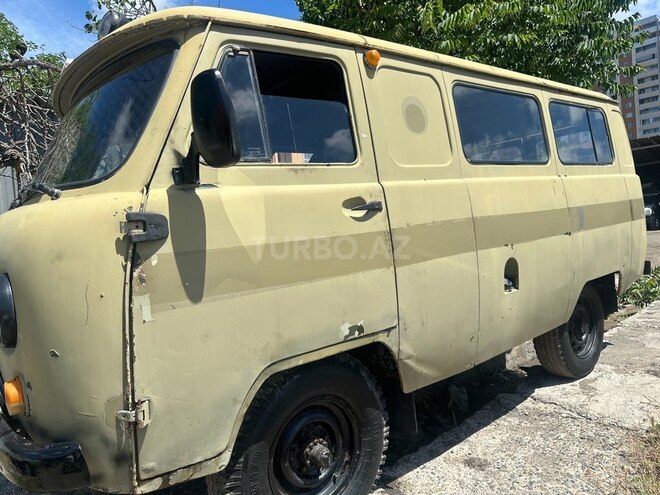 UAZ 3303-4