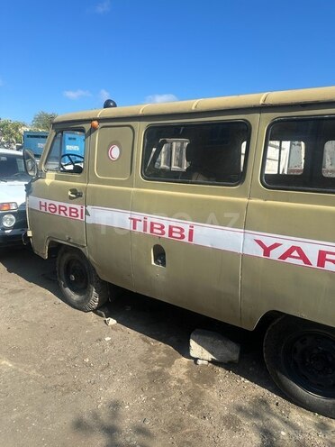 UAZ 3303-12