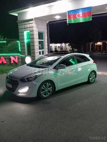 Hyundai i30-4
