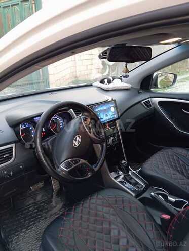 Hyundai i30-2