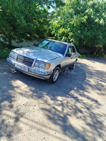 Mercedes 300 D-3