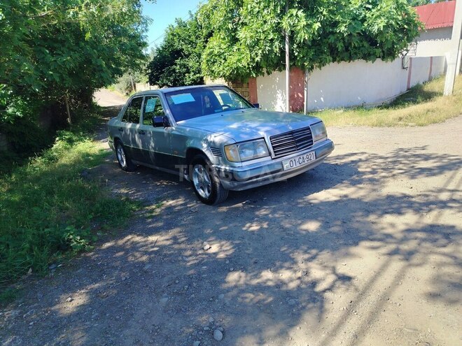 Mercedes 300 D-5