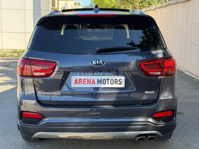 Kia Sorento-21