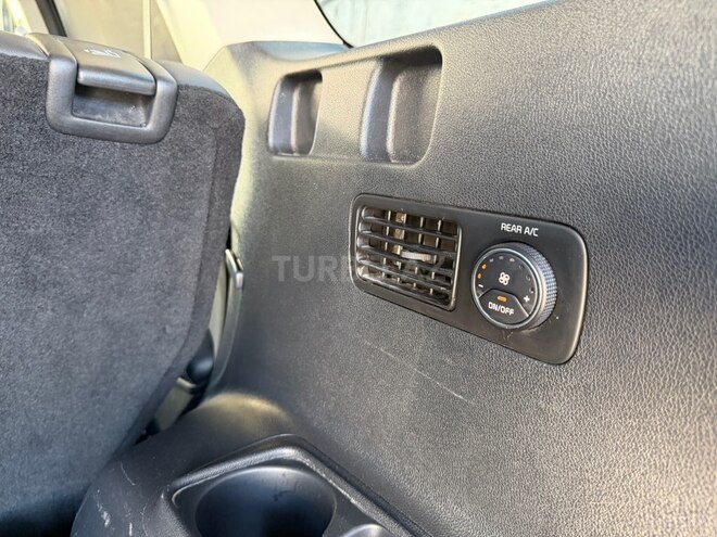Kia Sorento-17