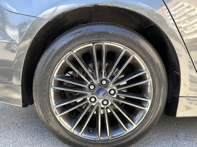 Ford Fusion (North America)-4