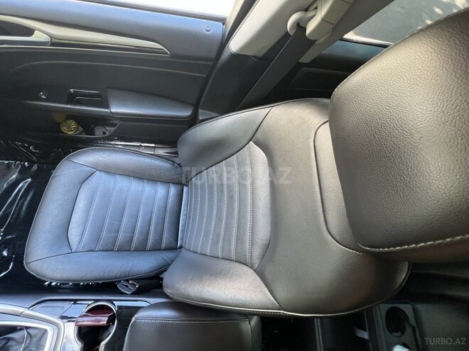 Ford Fusion (North America)-10