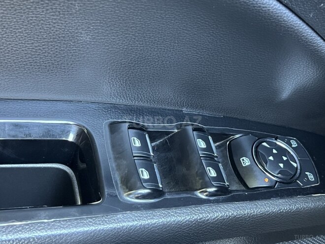 Ford Fusion (North America)-16