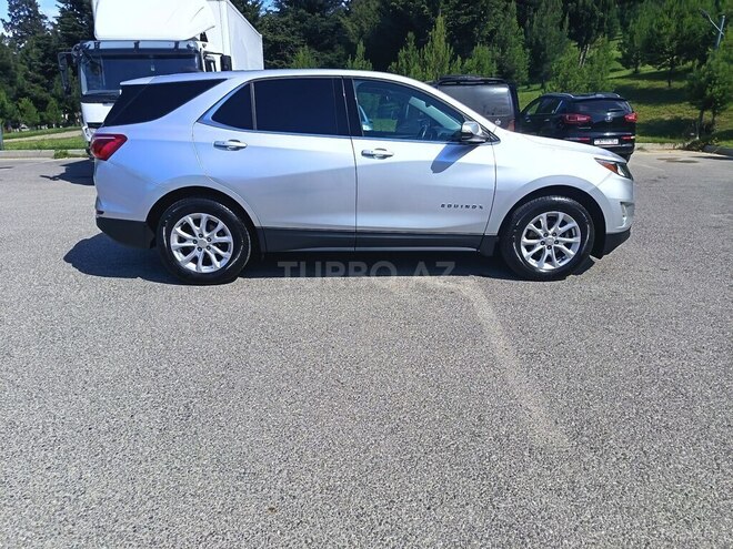 Chevrolet Equinox-8