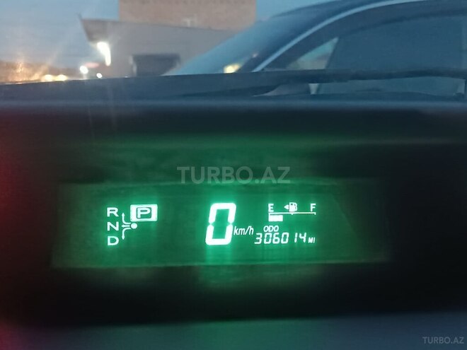 Toyota Prius-2
