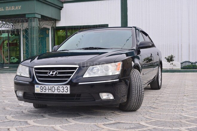 Hyundai Sonata-1