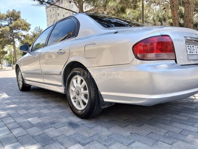 Hyundai Sonata-5