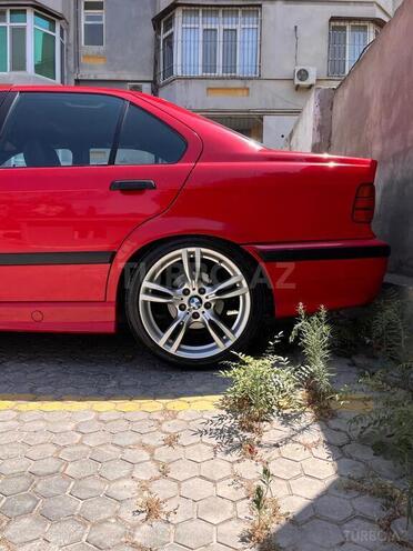 BMW 318-6