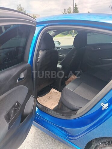 Chevrolet Cruze-6