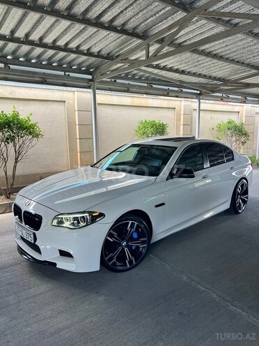 BMW 528-2
