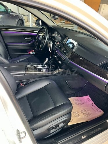 BMW 528-9