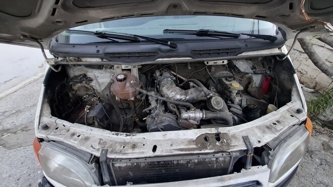 Ford Transit-13