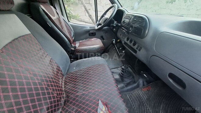 Ford Transit-4