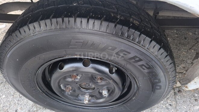 Ford Transit-10