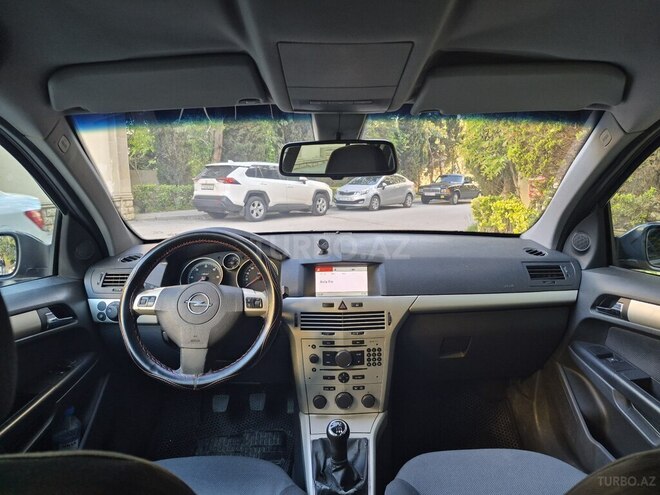 Opel Astra-12