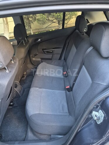 Opel Astra-13