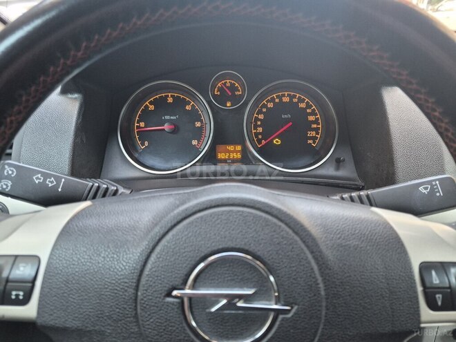 Opel Astra-14