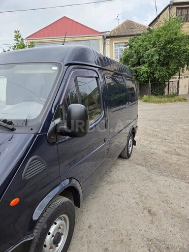 Ford Transit-4