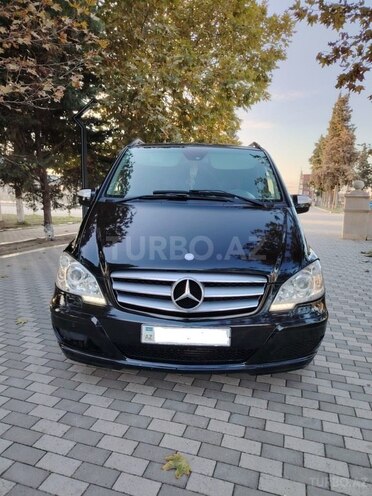 Mercedes Viano-8