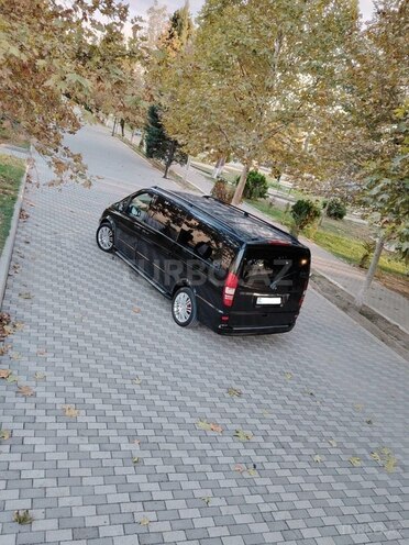 Mercedes Viano-4