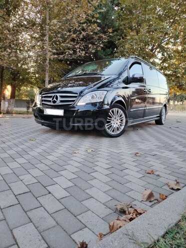 Mercedes Viano-1