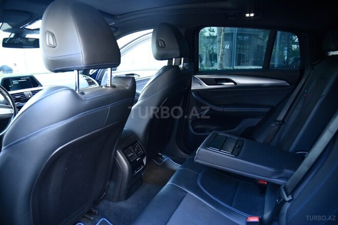 BMW X4-8