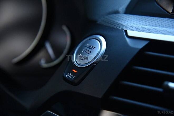 BMW X4-14