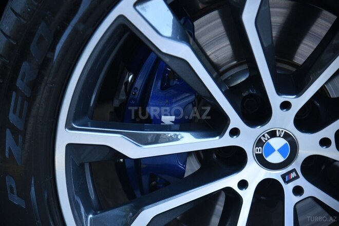 BMW X4-18