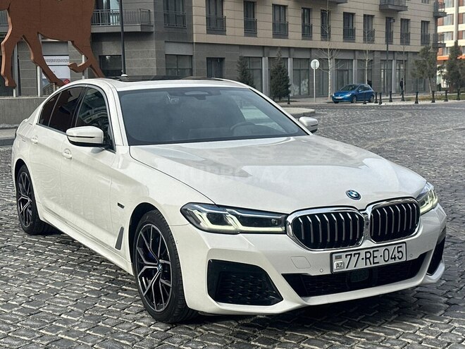 BMW 530e-2