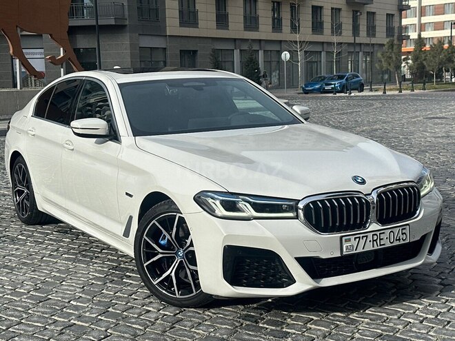 BMW 530e-4