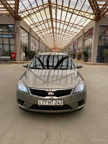 Kia Ceed SW-1