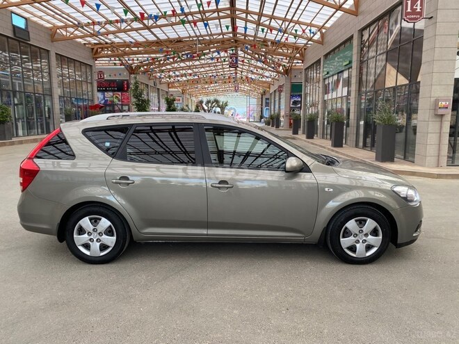 Kia Ceed SW-6