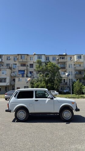 LADA (VAZ) Niva-4