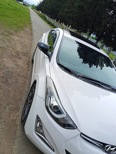 Hyundai Avante-4