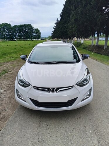 Hyundai Avante-1