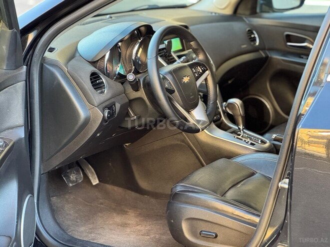 Chevrolet Cruze-8